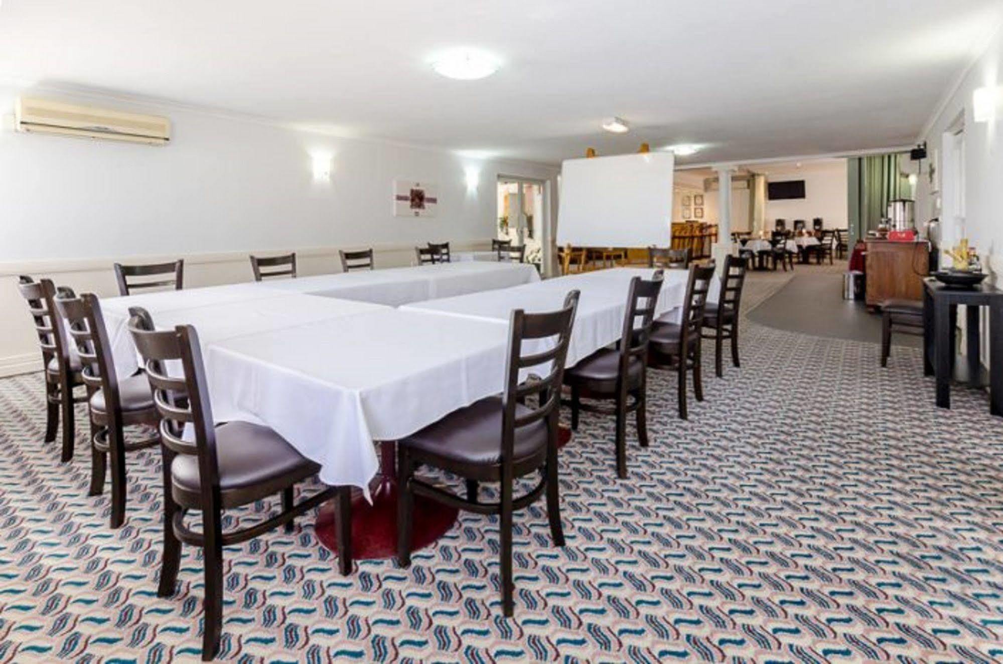 Gladstone Palms Motor Inn Extérieur photo